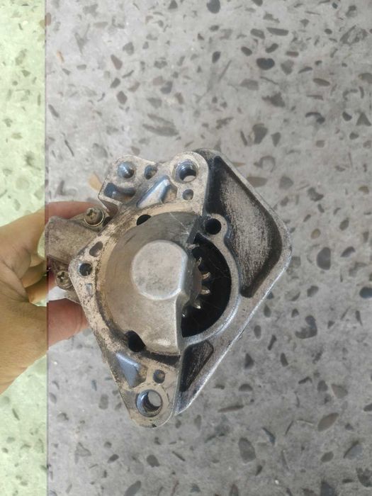 Стартер 8200584675A M000T87881  Dacia/ Mercedes-Benz/ Nissan/ Renault