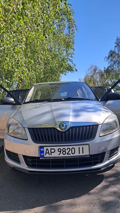 Легковий автомобіль