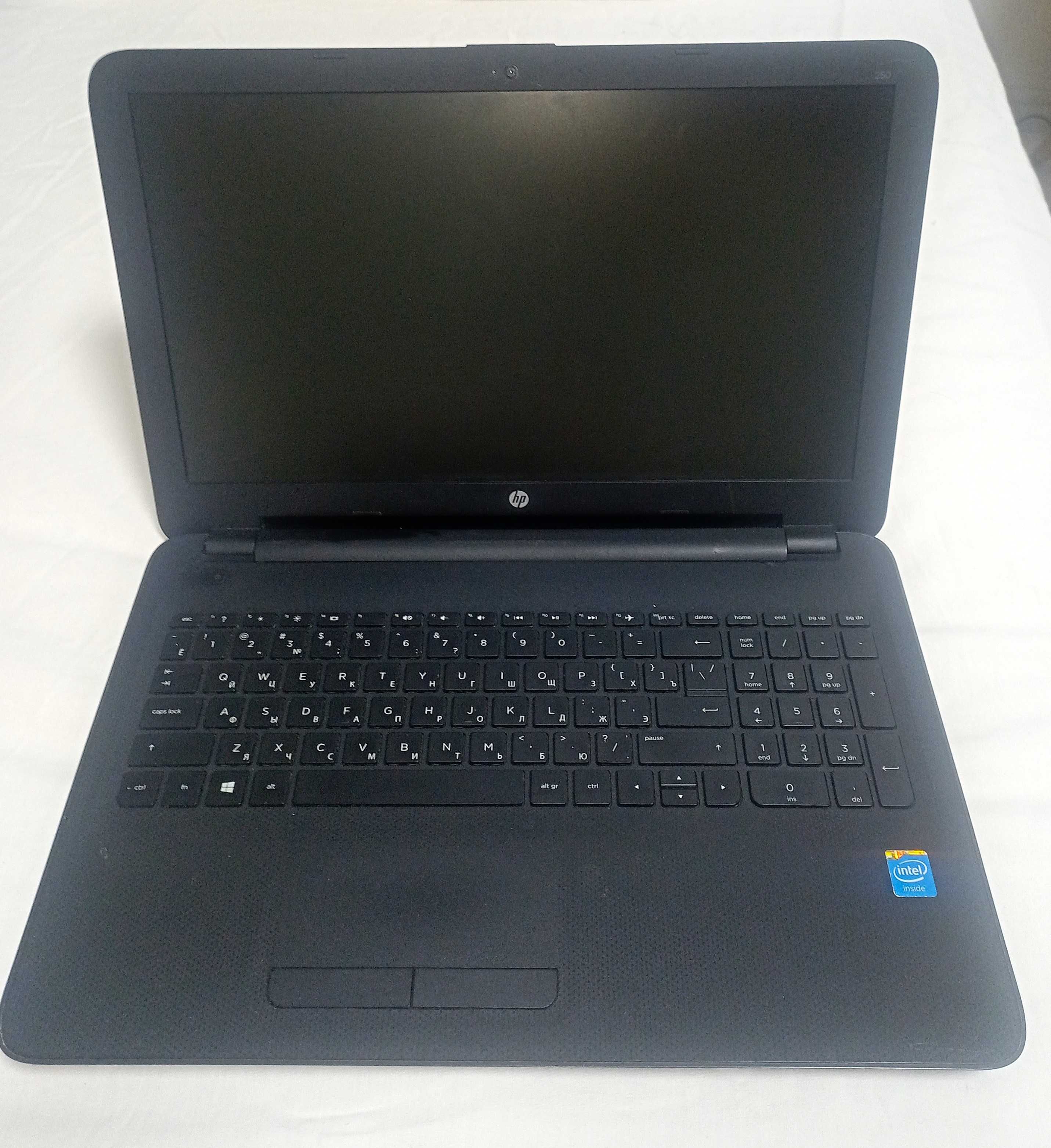 Ноутбук Hewlett-Packard HP Notebook 250 G4 TN Intel Celeron 4 Гб