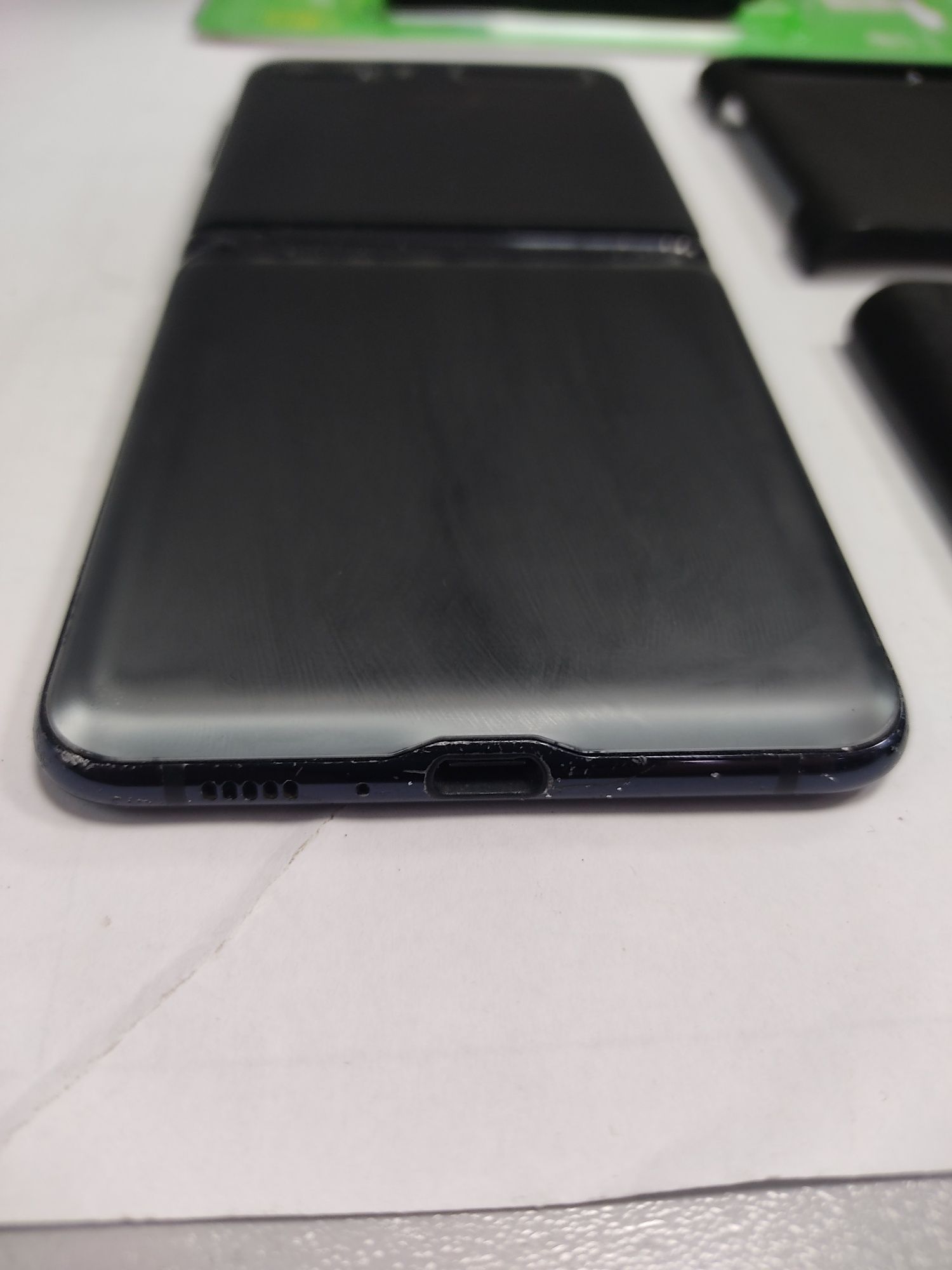 Samsung Z Flip 8/256 gb