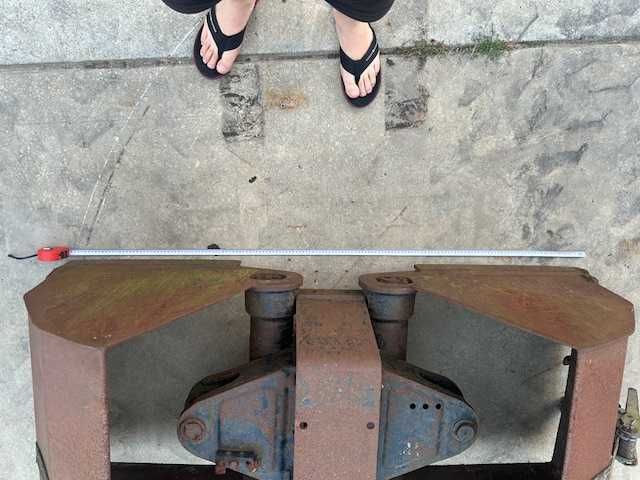 Sprzedam łyżka czerpakowa chwytakowa stan bdb mało używana koparka hds