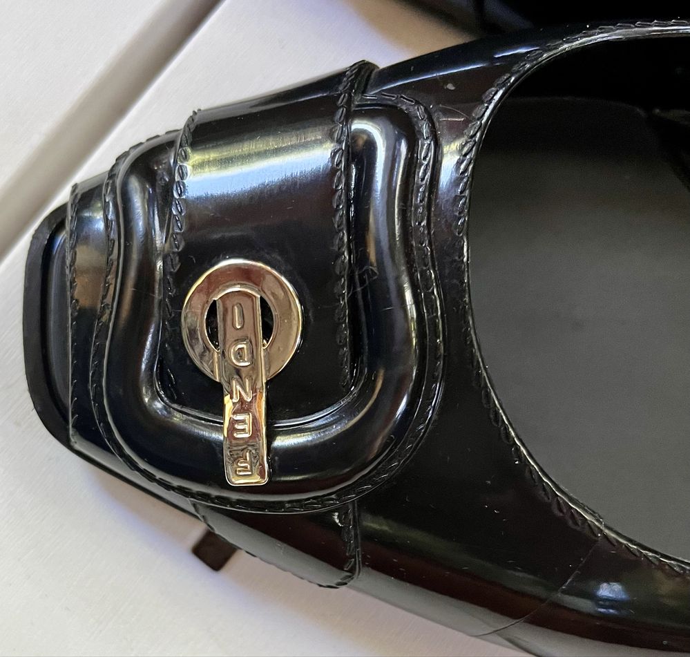 Женские силиконовые балетки, босоножки, туфли, сандали FENDI, оригинал