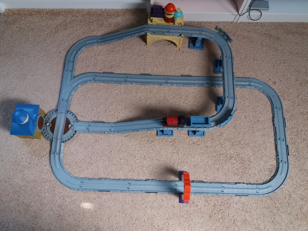 Stacyjkowo Chuggington zestaw kolejki