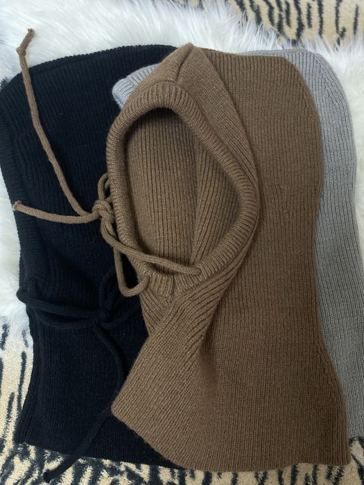 Капор жіночий новий