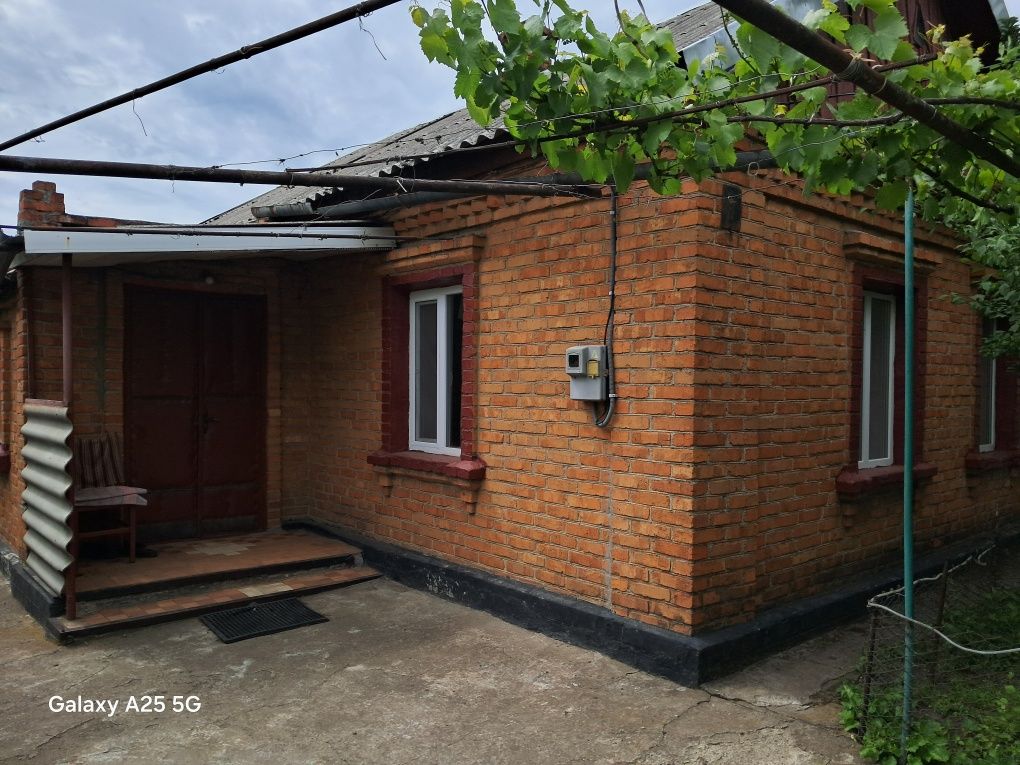 Продам будинок Район 4 школи