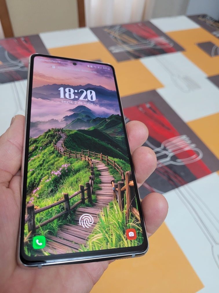 URGENTE.  S20 FE, Android 13.