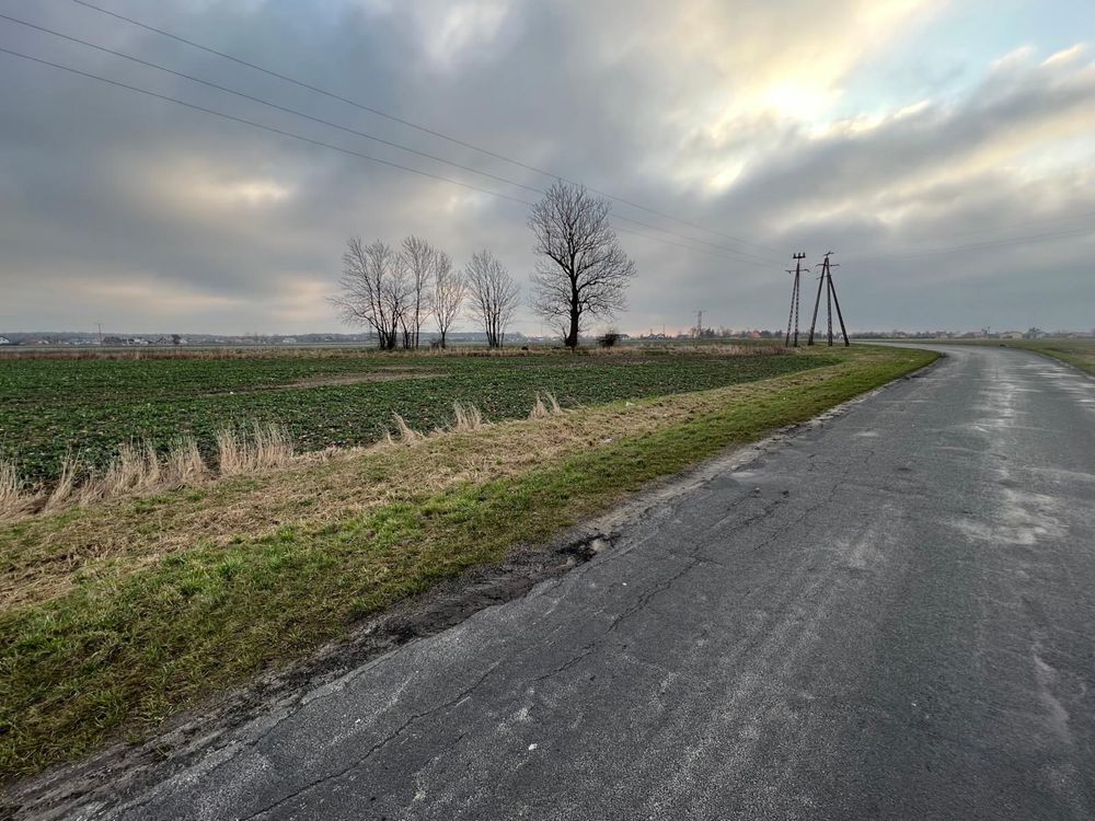 Wynajmę działkę / plac / teren / pod parking Krępice 55-330