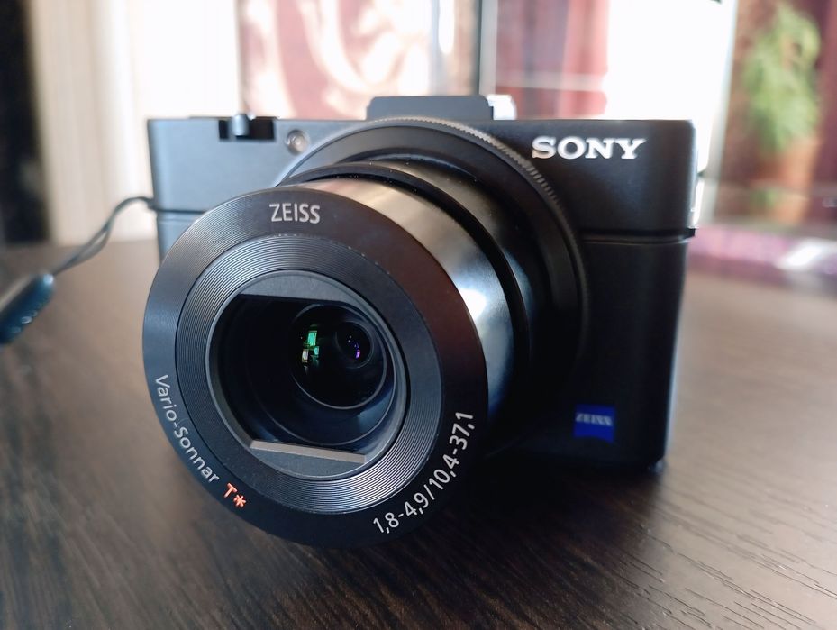 Фотоапарат Sony DSC-RX100M2 | ZEISS f/1.8 | Ідеальний стан, 2 АКБ