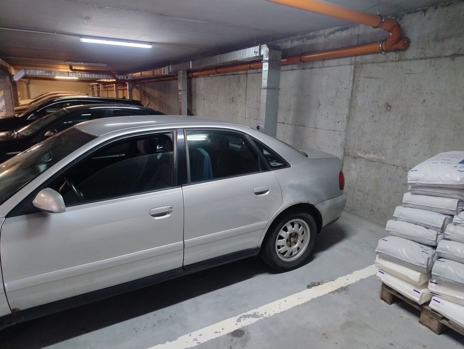 Miejsce parkingowe ul. Jasielska 12e  wynajem