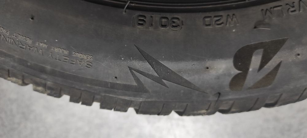 215/55 R17 Bridgestone blizzak lm 005 зима 6.5мм