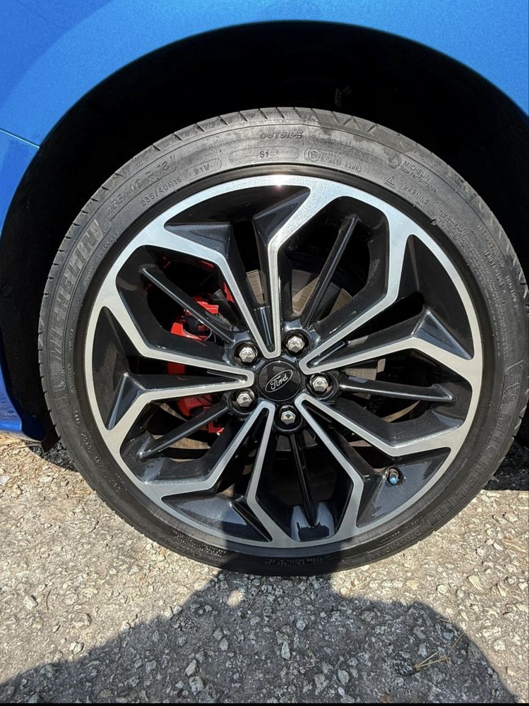 Ford focus st line X 155cv