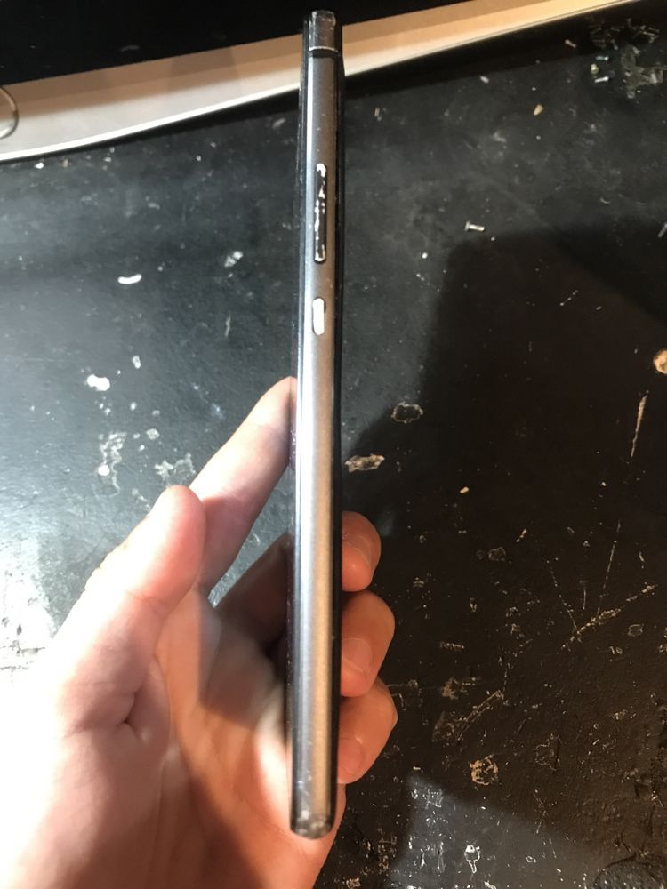 Vendo huawei p9 lite com vidro partido a funcionar