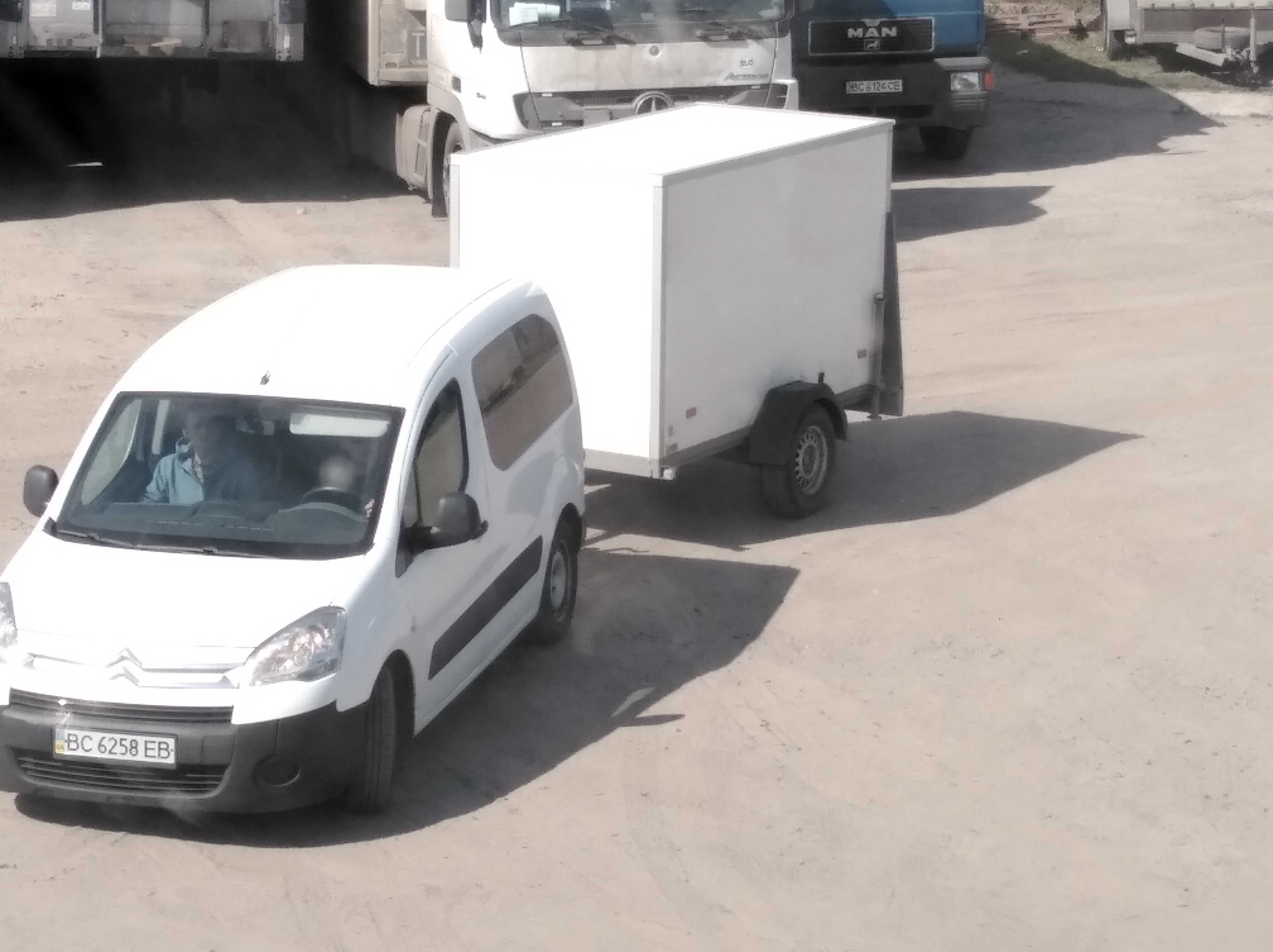 Оренда/прокат причепів, лавет/прицепов повної маси 750-3500кг