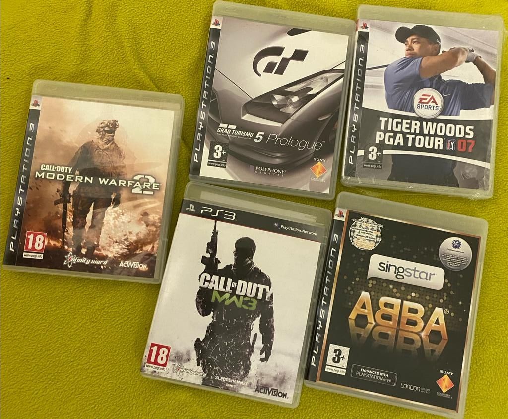 Diversos jogos do PS2 e PS3 original.
