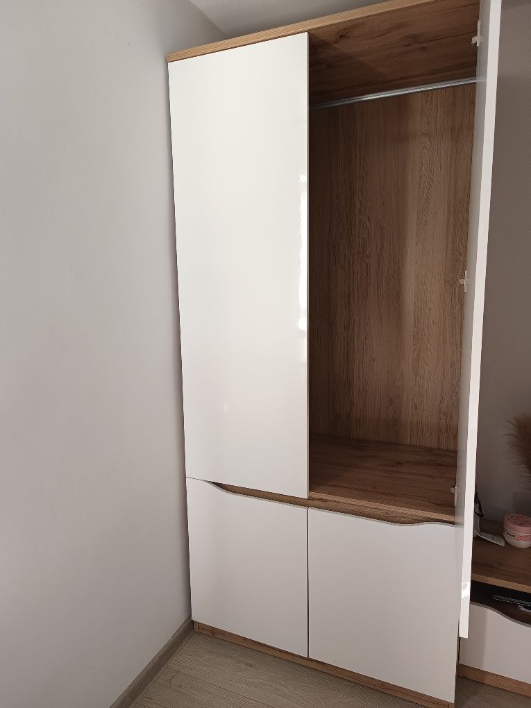 Szafa ubraniowa Nuis