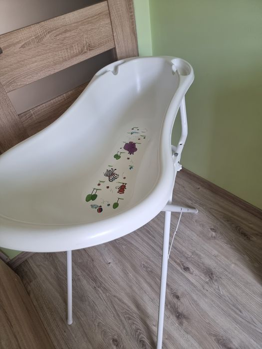 Wanienka niemowlęca ze stelażem
