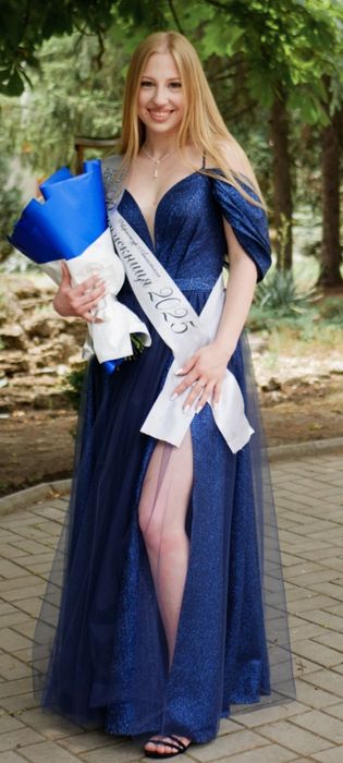 Сукня на випускний