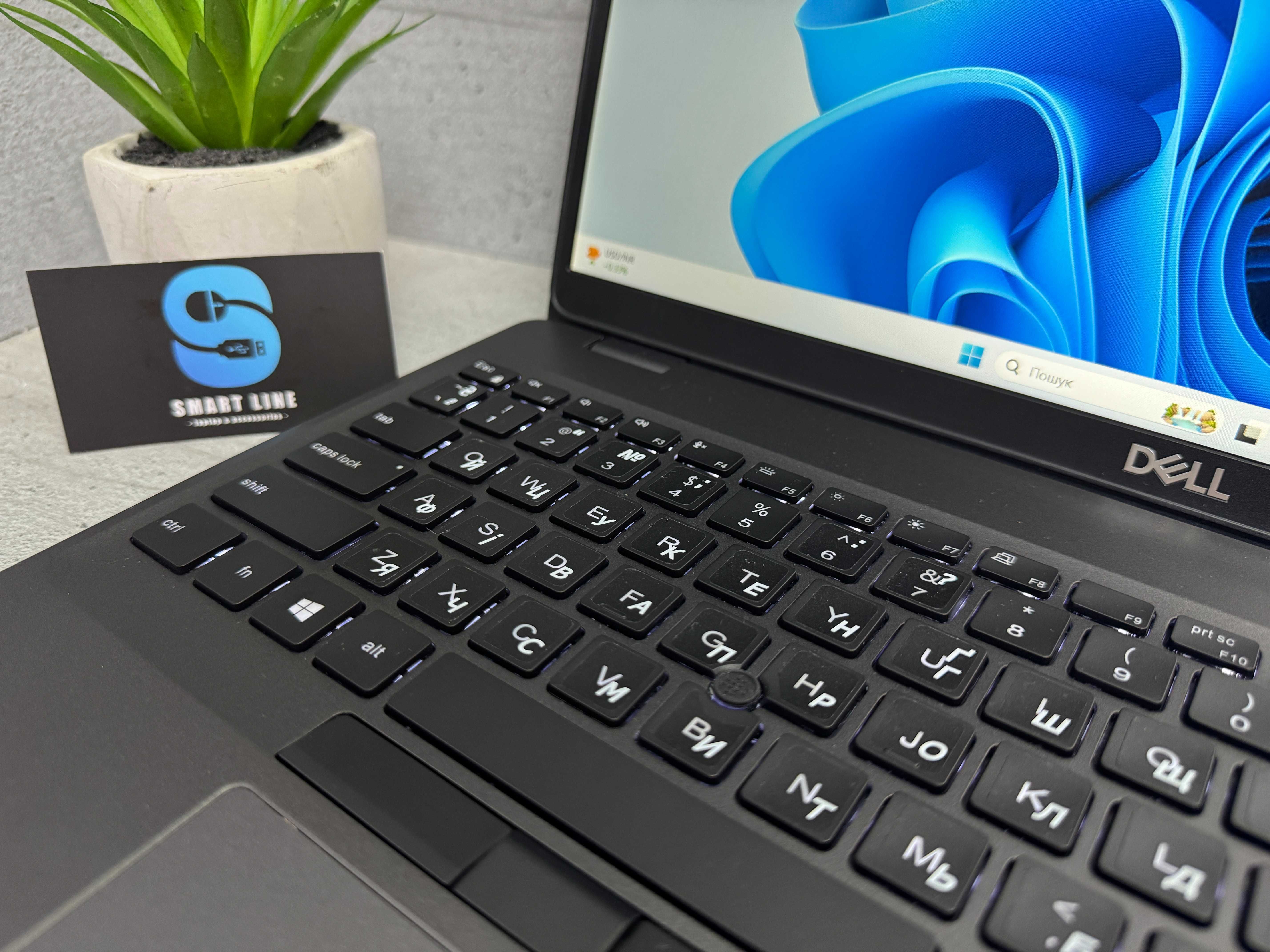 256gb ssd/Мультимедійний ноутбук Dell 5500/i5-8265U/15.6”/16gb ddr4