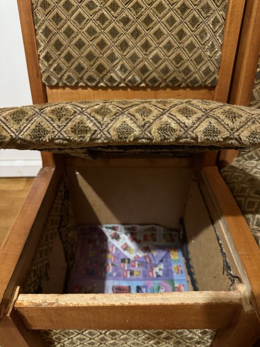 Кухонний куток. Меблі