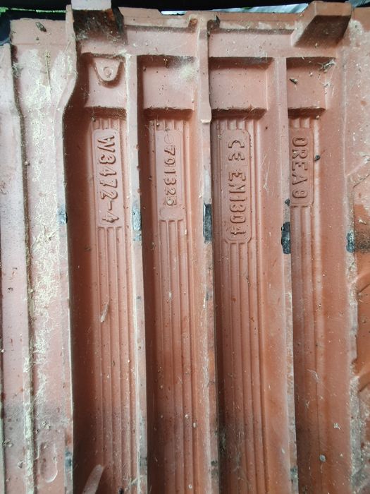 Dachówka ceramiczna Orea 9 Koramic czarna