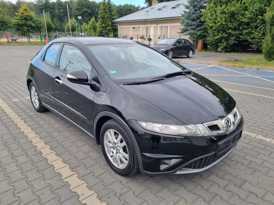 Honda Civic Pierwszy Właściciel Bezwypadkowa