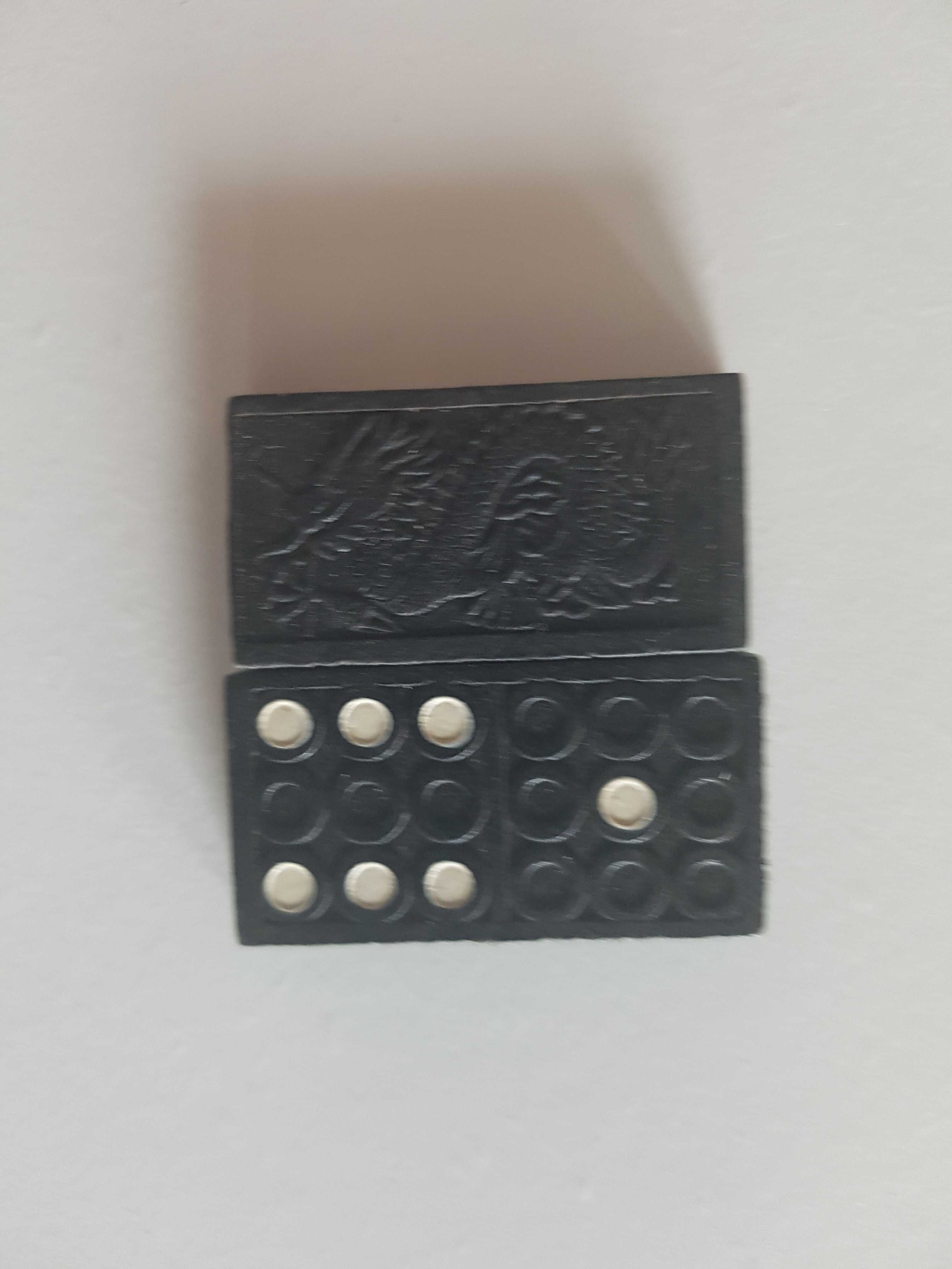Gra Domino drewniane etui i klocki piekne wydanie