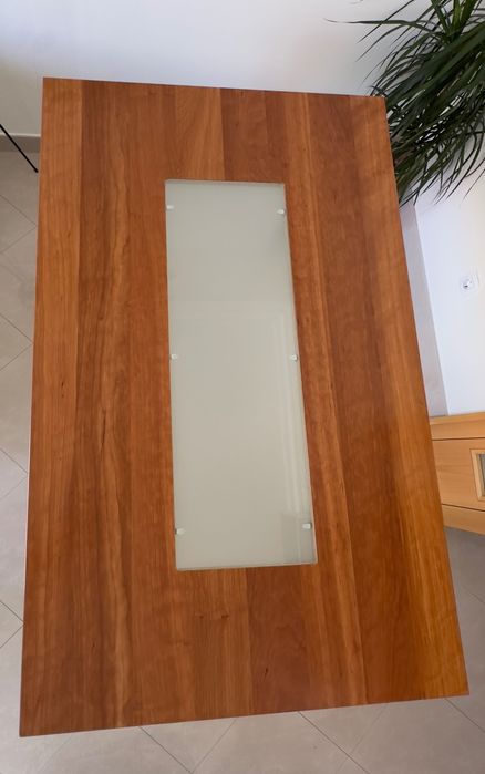 Mesa de jantar - cerejeira