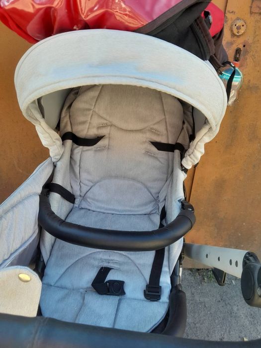 Продам коляску та дві люльки