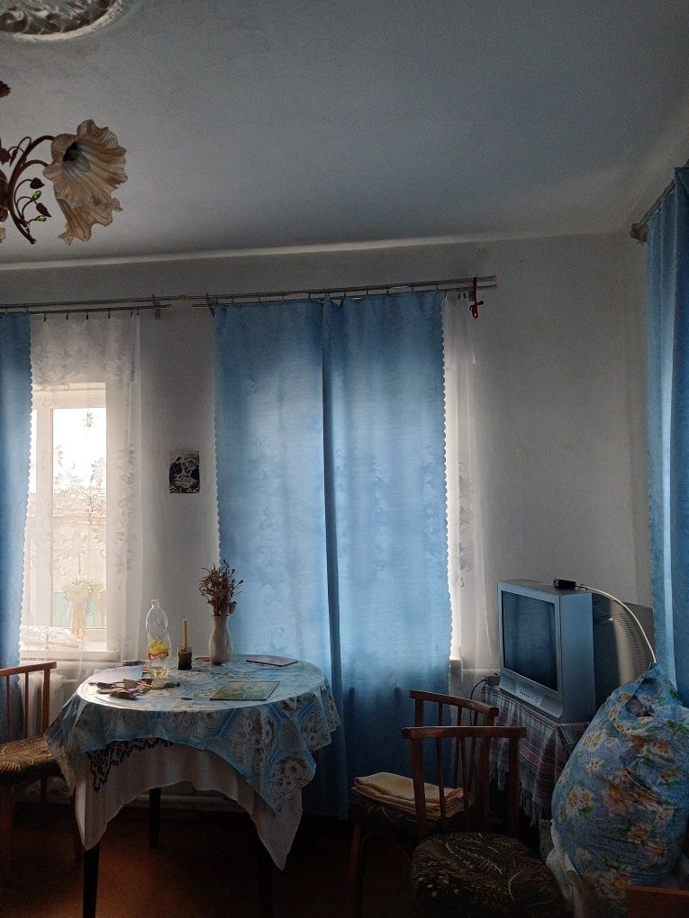 Пропонуємо до продажу добротний будинок у розвиненому м.Шпола