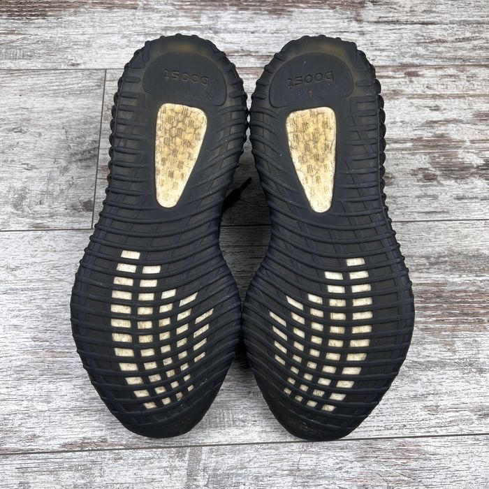 Кросівки Adidas Yeezy Boost 350 V2 Onyx HQ4540 розмір 43 оригінал
