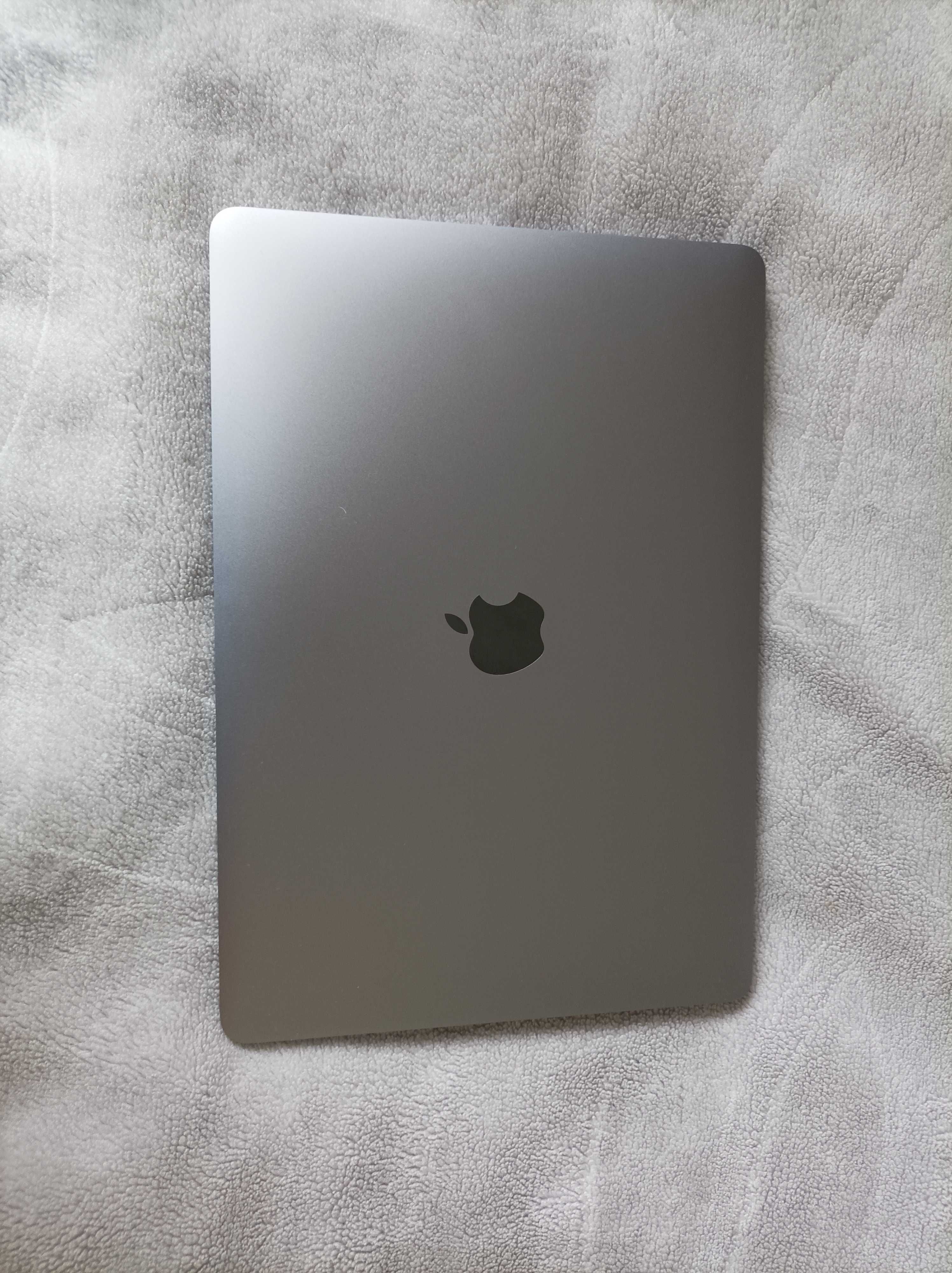 Macbook air A2179