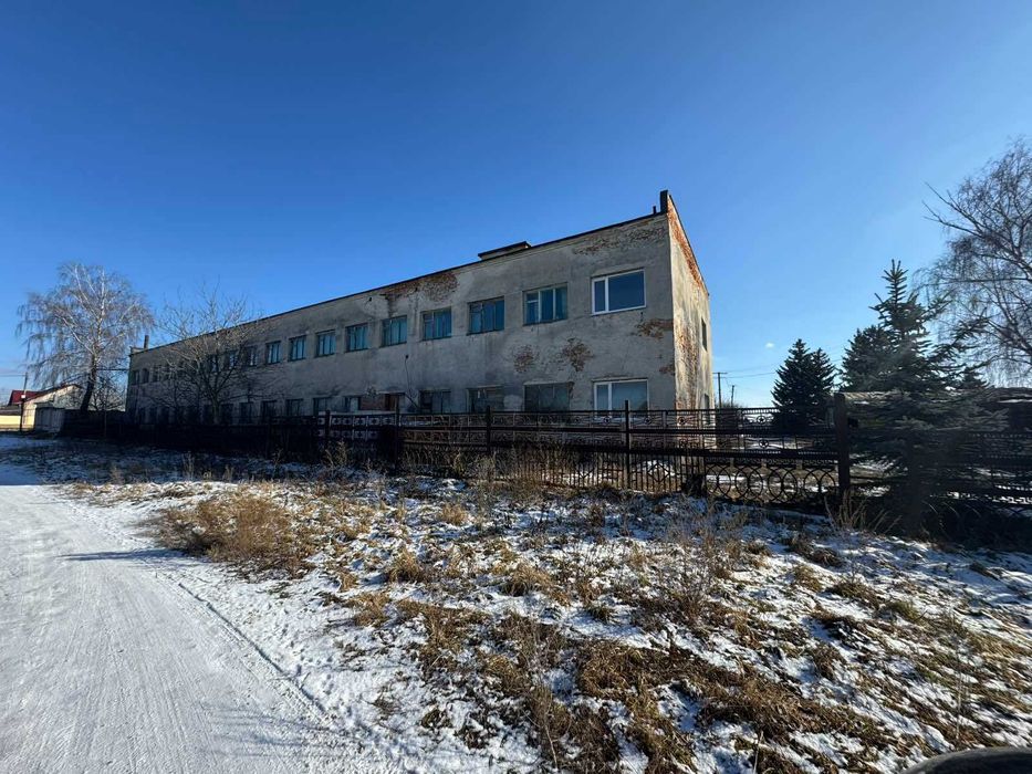 Продаж приміщення вільного призначення в смт. Великі Бірки Тернополь