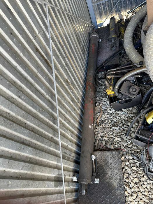 Siłownik Hydrauliczny Dwustronnego Działania od Wózka Widłowego