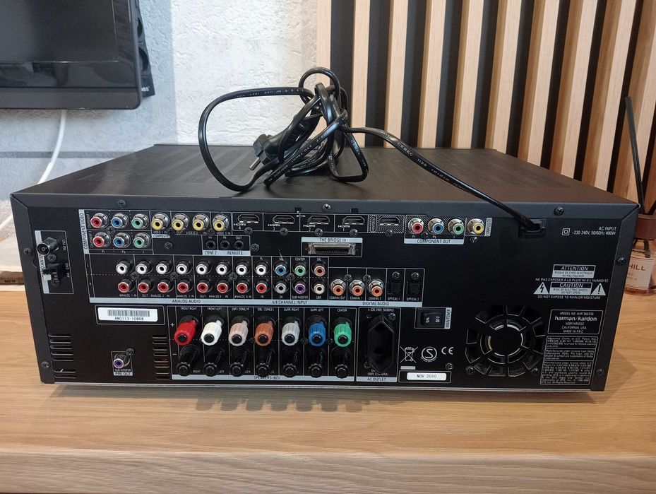 Amplituner Harman Kardon AVR 360 plus pilot