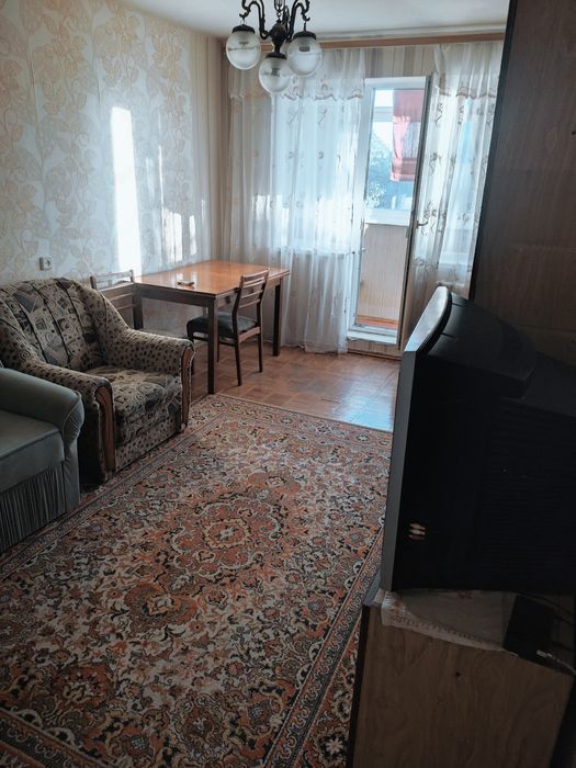 Ж\Д вокзал и Дом офицеров 1-к квартира почасово и посуточно.