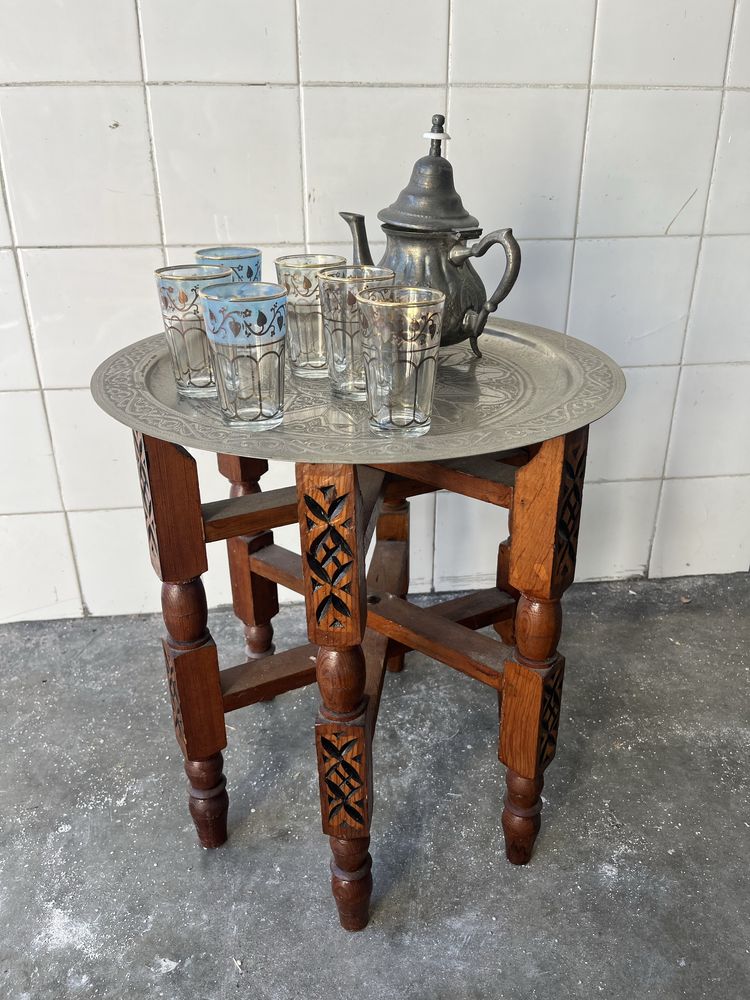 Mesa Marroquina com bandeja