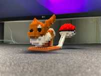Mini Lego Pokémon Eevee com Pokébola Blocos