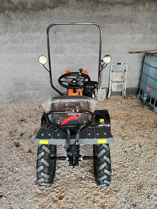 Mini tractor Kawa 14hp Novo
