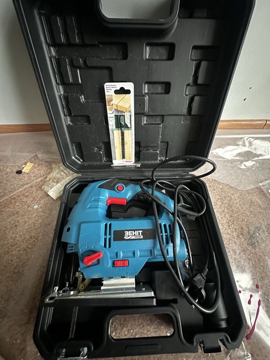 Електролобзік зеніт профі