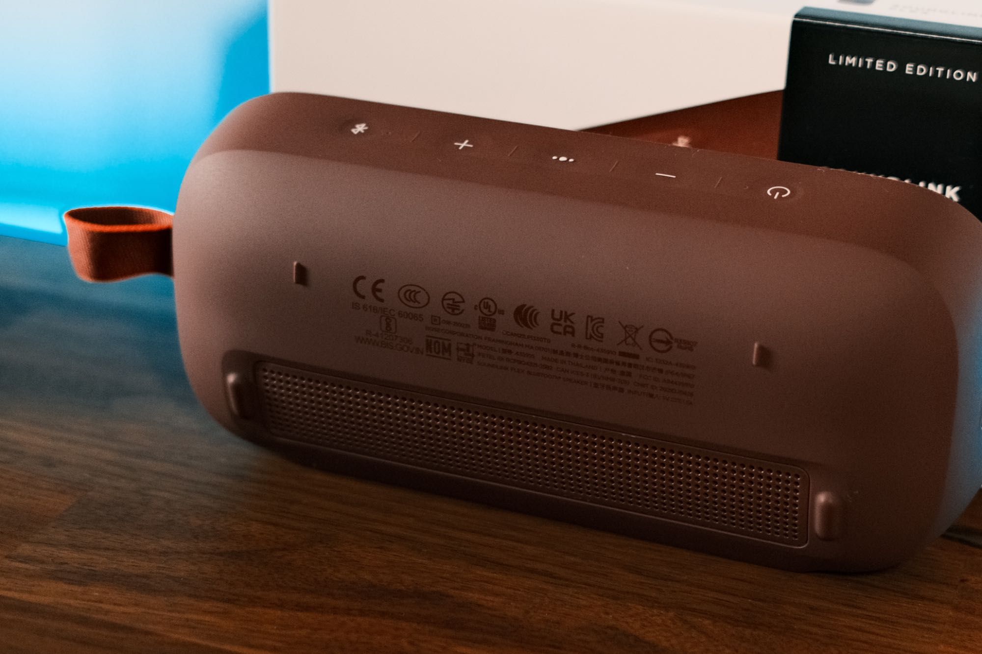 Bose Soundlink Flex Limited Edition - Carmine Red