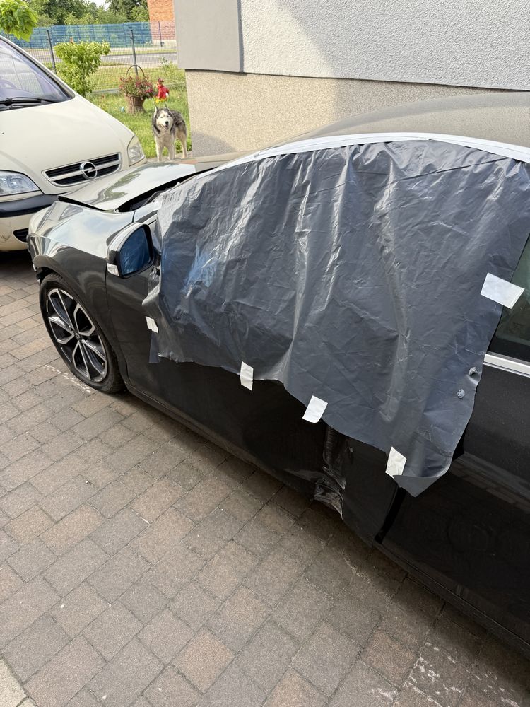Renault Laguna Coupe uszkodzone