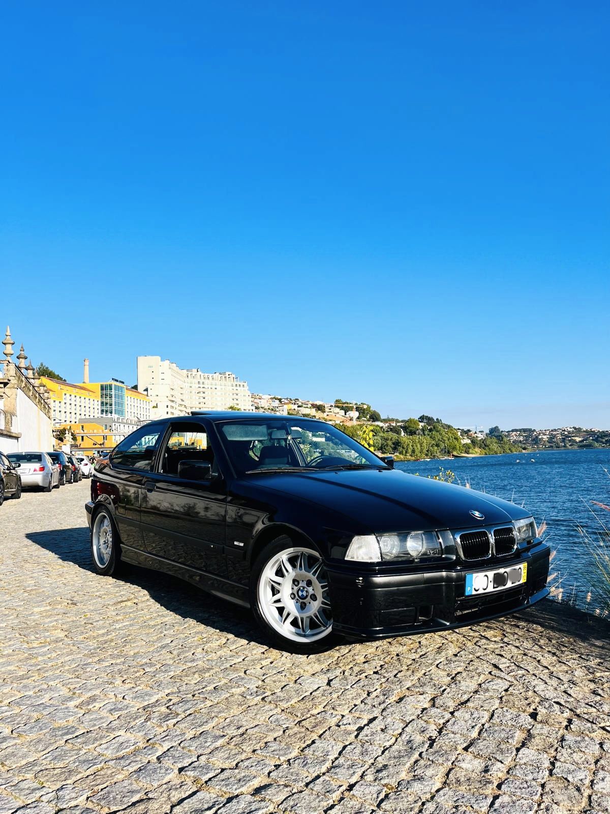 BMW 323ti compact 1/12