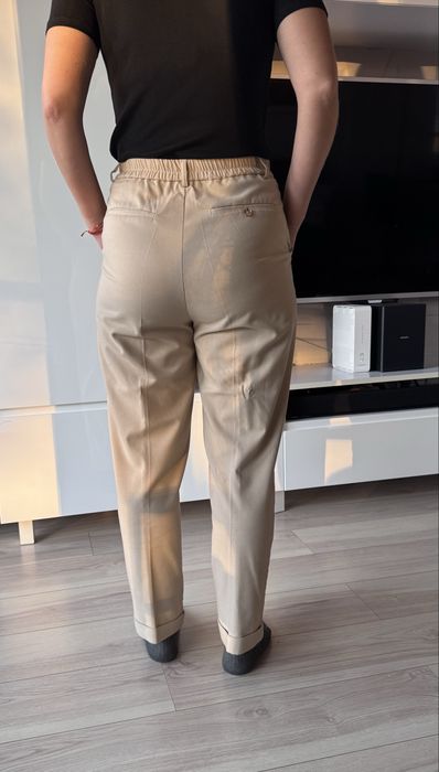 Beżowy granitur damski House