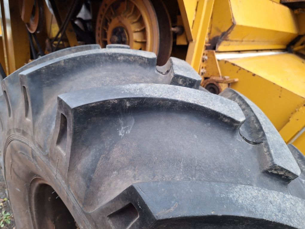 Sampo Rosenlew  580 600 , Сампо комбайн зерновий