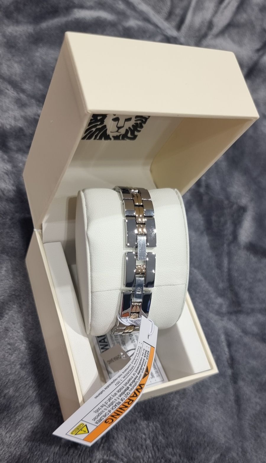 Женские часы-браслет Anne Klein