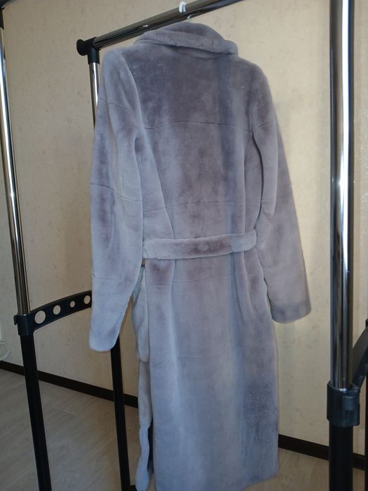 Пальто жіноче з еко-хутра