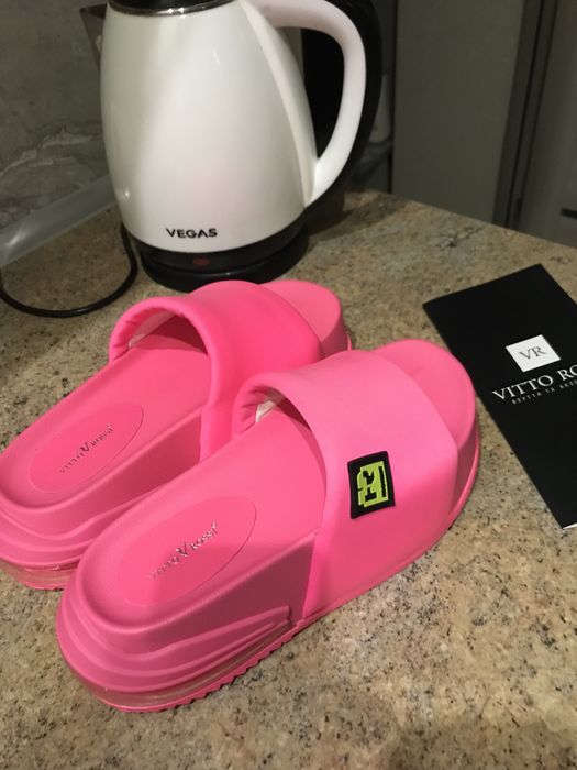 Продам шлепки-сабо