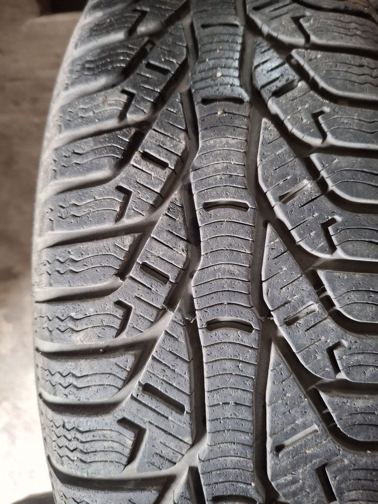 Dwa komplety opon letnie i zimowe 165.65.R14   plus 4 felgi stalowe.