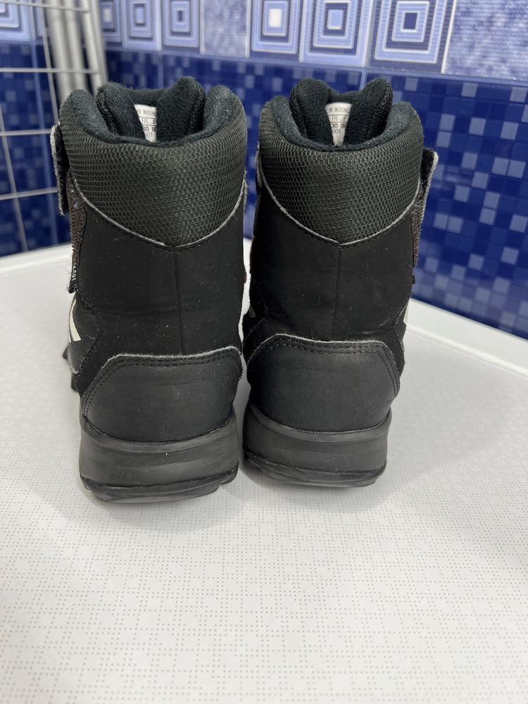 Сапожки зимові р. 30 Adidas Terrex 18см