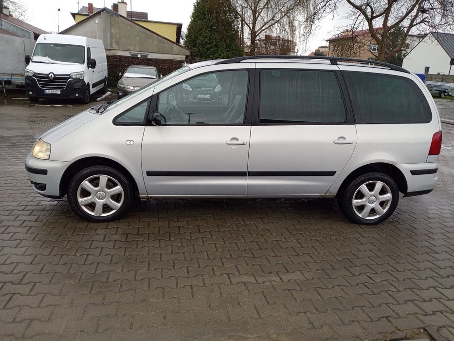 Sprzedam lub zamienię Sharana na busa.